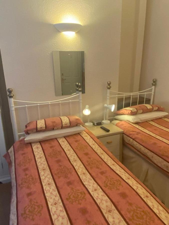Landguard Lodge Guest House Shipley  Room photo